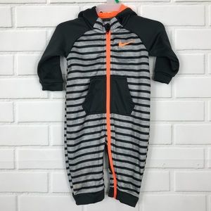Nike Dri Fit Baby Boy Coverall Striped Size 6/9 Mt